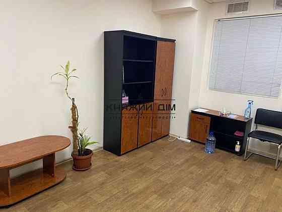 Продаж офісне приміщення на Руденко Ларисы ул. поверх - 5/8 Киев
