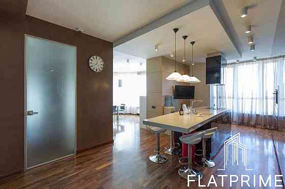 Продаж Квартира 4-кімнатна, 21/25 поверх на Мокра вул., д. 20 Київ