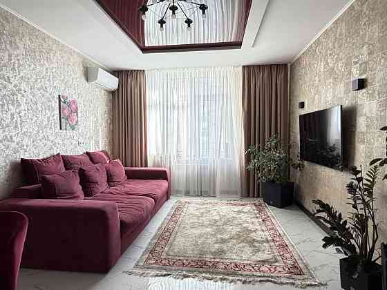 Продаж Квартира 2-кімнатна, 21/25 поверх на Василя Липківського (раніше Урицького) вул., д. 37-Б Київ