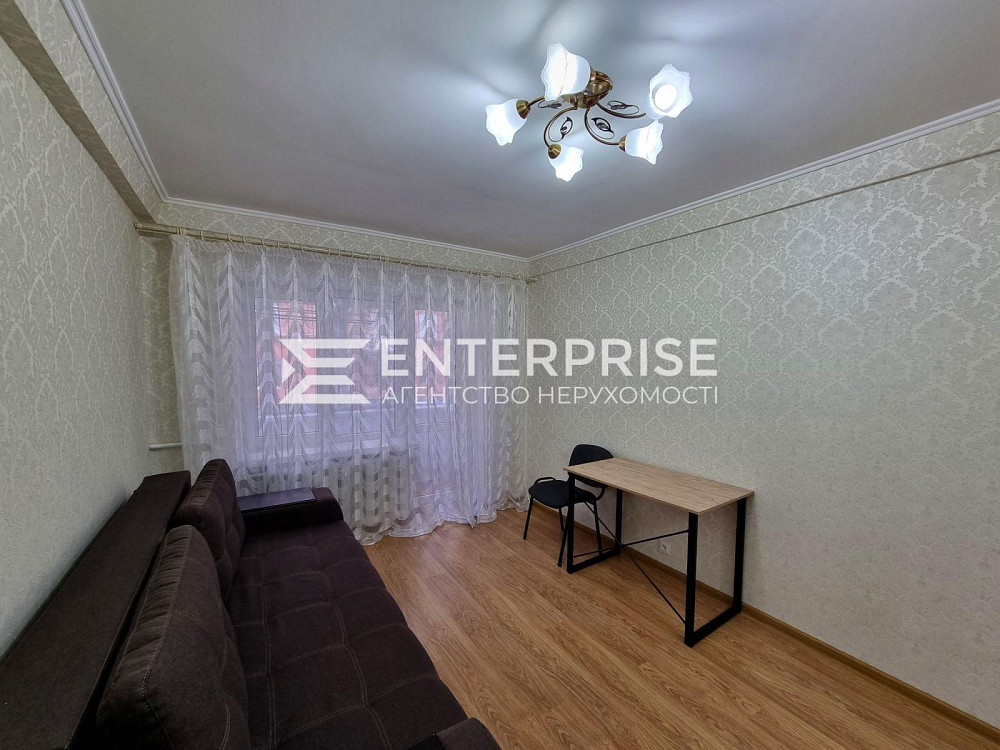 Продаж Квартира 2-кімнатна, 5/5 поверх на вул. Кирилло-Мефодиевская Киев - изображение 4