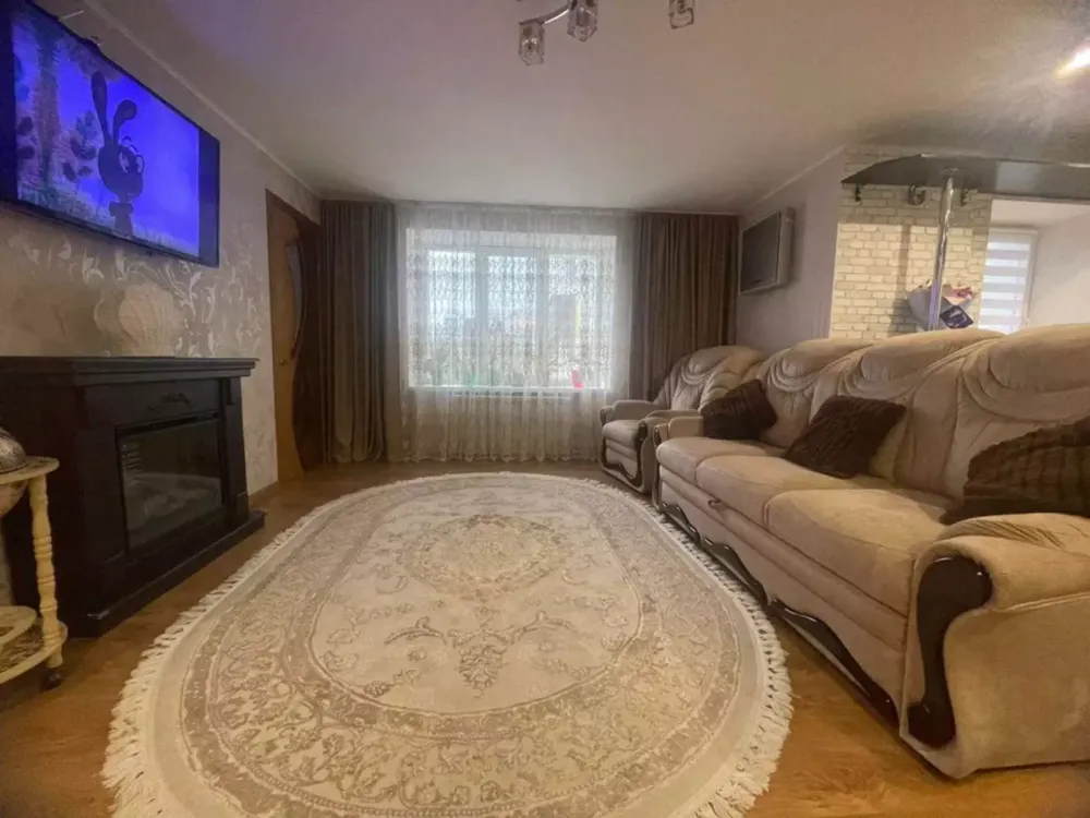 Продаж Квартира 4-кімнатна, 5/9 поверх на вул. Кропивницького Кропивницкий - изображение 1