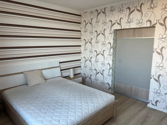 Оренда Квартира 1-кімнатна, 15/25 поверх на Авіаконструктора Ігоря Сикорського, 4б Київ