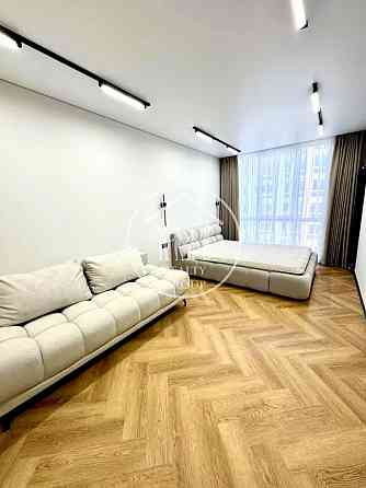 Продаж 2к Квартира 65 кв.м Малоголосківська вул., 42 Львів