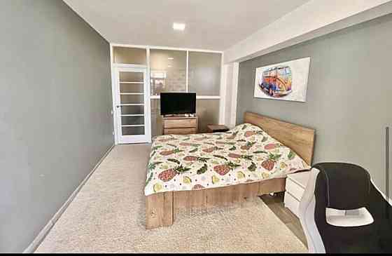 Продаж Квартира 3-кімнатна, 8/8 поверх на Замостянська Vinnytsya