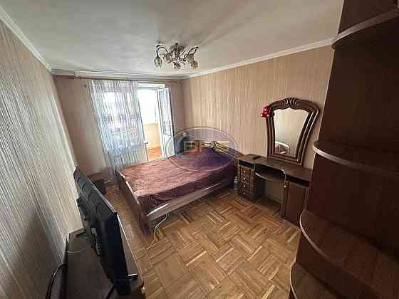 Продаж 3-кімнатна квартира Одеса