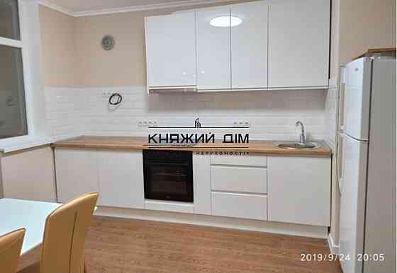 Оренда Квартира 1-кімнатна, 3/16 поверх на Победы просп./ Берестейский просп. Киев