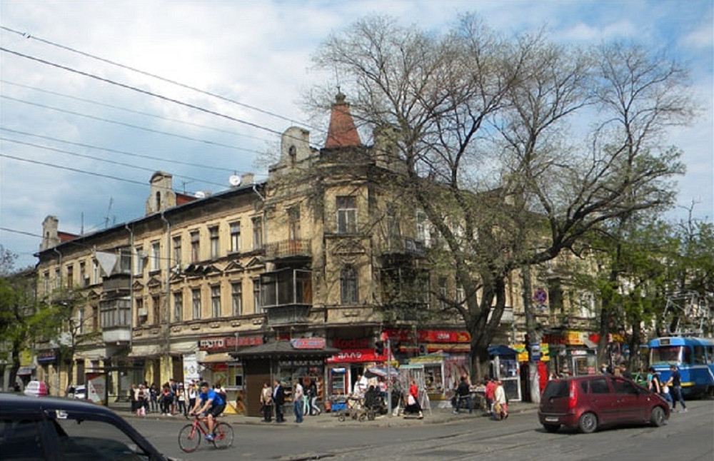 Продам 3-комнатную в центре, Пантелеймоновская / Привоз, 2/3 эт., окна во двор Одеса - фото 1