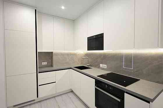 Продаж Квартира 1-кімнатна, 10/16 поверх на Заболотного Академіка вул., д. 148в Kiev