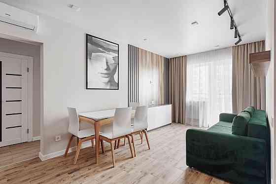 Продаж Квартира 2-кімнатна, 10/19 поверх на Жемчужная, 57 Одесса