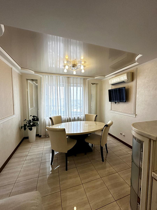 Продаж Квартира 3-кімнатна, 15/20 поверх на Лаврухина Николая вул., д. 8 Kiev - photo 3