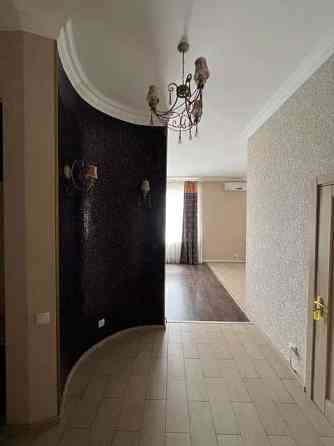 Оренда Квартира 2-кімнатна, 3/4 поверх на ул. Генерала Наумова, 48 Kiev