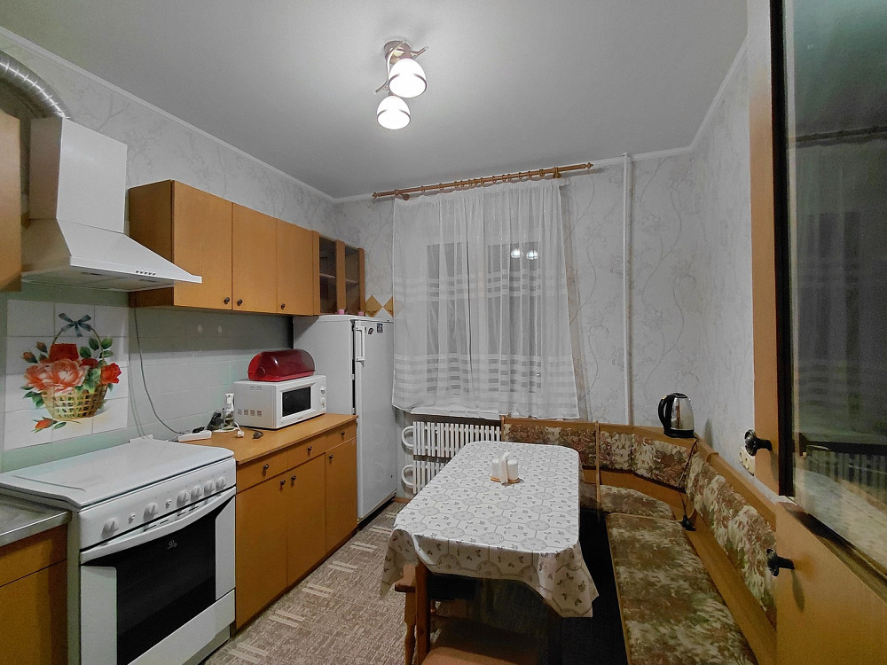 Оренда Квартира 2-кімнатна, 10/10 поверх на Дмитра Вишневецького б-р, 3 Тернопіль - фото 1