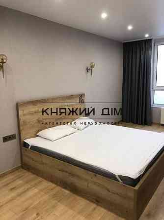 Оренда Квартира 1-кімнатна, 17/28 поверх на Днепровская Набережная ул. Киев