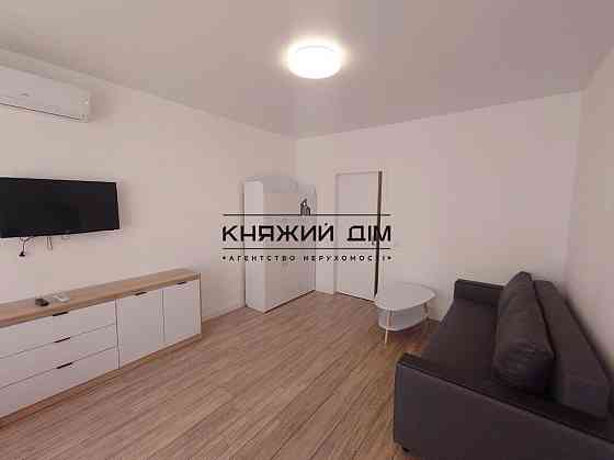 Оренда Квартира 2-кімнатна, 9/9 поверх на Печерский спуск Киев