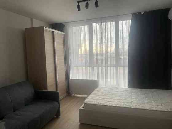 Оренда Квартира 1-кімнатна, 2/9 поверх на Камянська, 127 Kiev