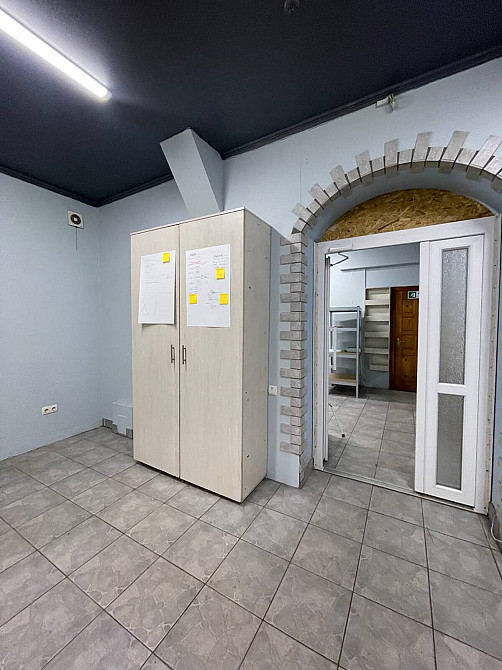 Продаж торгове приміщення на Лепкого Богдана Івано-Франківськ - фото 3
