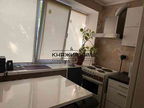 Оренда Квартира 1-кімнатна, 2/5 поверх на Космонавта Комарова просп./Любомира Гузара просп. Київ