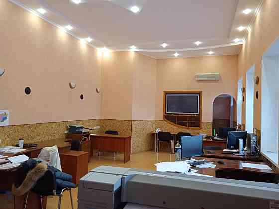 Продаж торгове приміщення на Гоголя вул., 777 поверх - 1/2 Кропивницкий