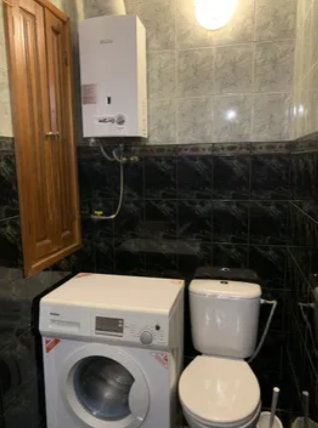 Оренда Квартира 1-кімнатна, 2/5 поверх на Авіаконструкторська, 3/11 Київ