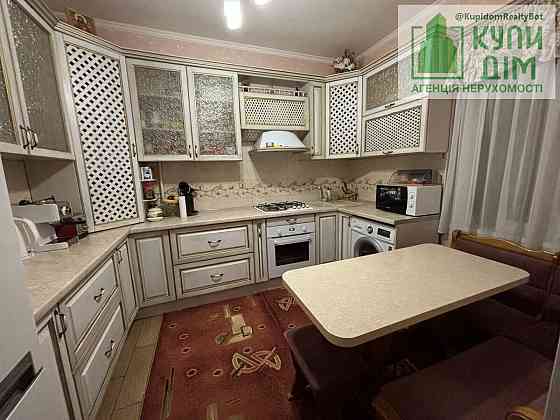 Продам велику половину будинку. Кропивницький