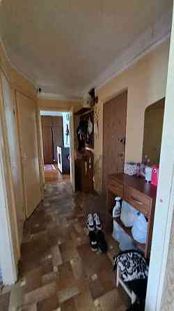 Продаж Квартира 2-кімнатна, 4/5 поверх на Воскресенський вул., д. 11В Kiev