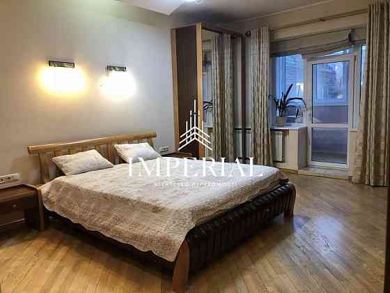 Оренда Квартира 2-кімнатна, 5/7 поверх на вул. Прорізна Київ