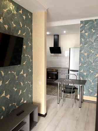 Оренда Квартира 2-кімнатна, 15/24 поверх на Ахматової, 30 Kiev