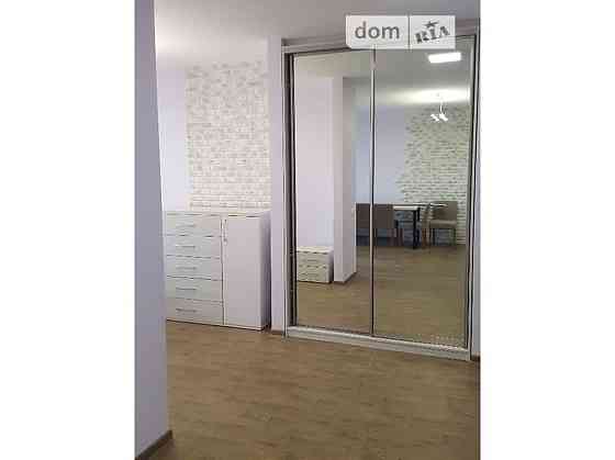 Оренда Квартира 2-кімнатна, 24/35 поверх на пр. Соборности, 30 Київ