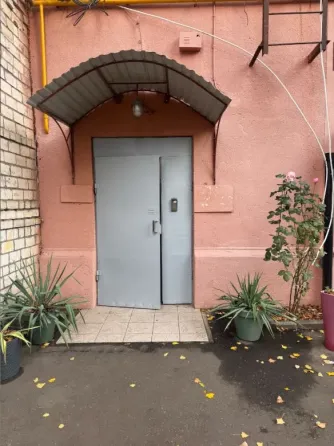 For sale 2-room Apartment 63 sq.m леонтовича Odessa