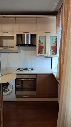 Оренда Квартира 1-кімнатна, 8/9 поверх на Мостицька, 6 Kiev