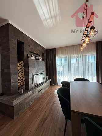 Продаж Будинок на Центральна Минай