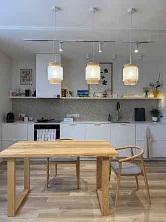 Продаж Квартира 2-кімнатна, 12/16 поверх на Олександра Олеся вул., 4б Киев