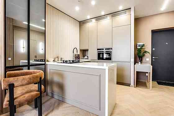 Продаж 1к Квартира 44.7 кв.м Топольна вул. L'viv