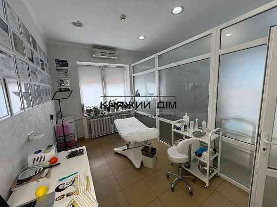 Продаж офісне приміщення на Срибнокильская ул. поверх - 1/25 Киев