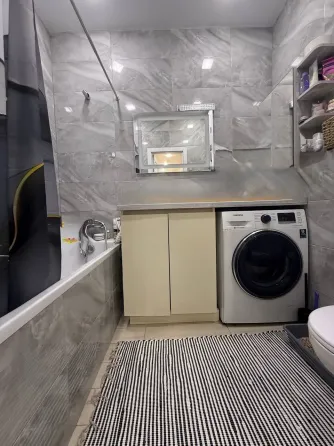 For sale 1-room Apartment 40 sq.m Каманина Odessa