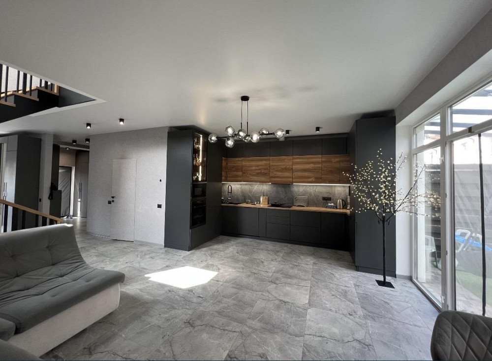 Продам Таунхаус з Євроремонтом у Червоному Хуторі Одеса - фото 3