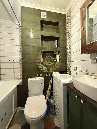 Продаж Квартира 3-кімнатна на Клавдиевская ул., 40В Киев