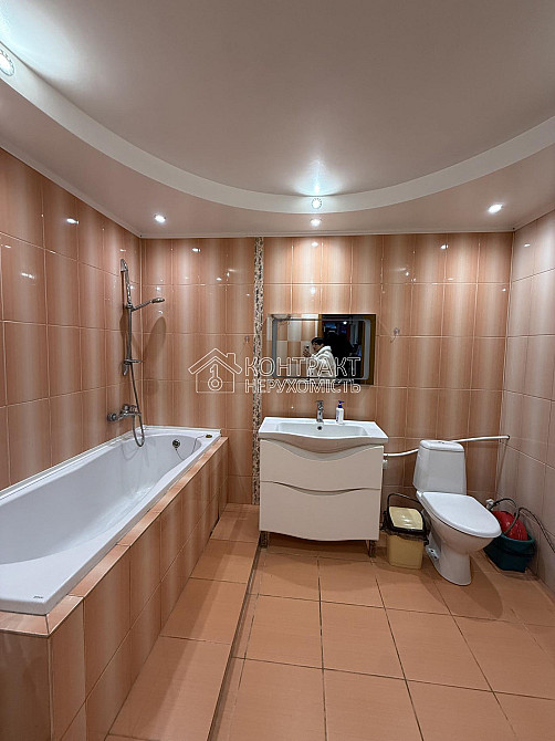 Продаж Будинок 4-кімнатний на вул. Заливная  - фото 1