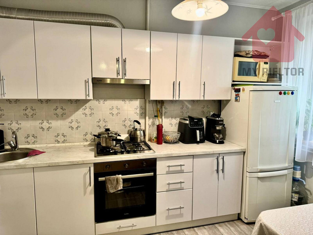 Продаж Квартира 3-кімнатна, 7/9 поверх на Міцкевича Ужгород - фото 1