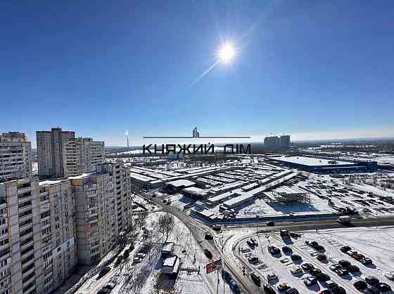 Продаж Квартира 2-кімнатна, 18/18 поверх на Руденко Ларисы ул. Kiev