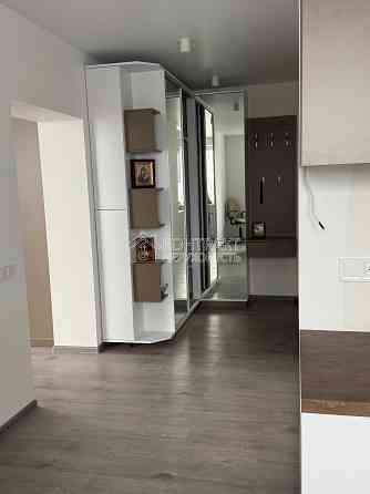 Продаж Квартира 1-кімнатна, 16/17 поверх на вул. Яни Червоної Харків