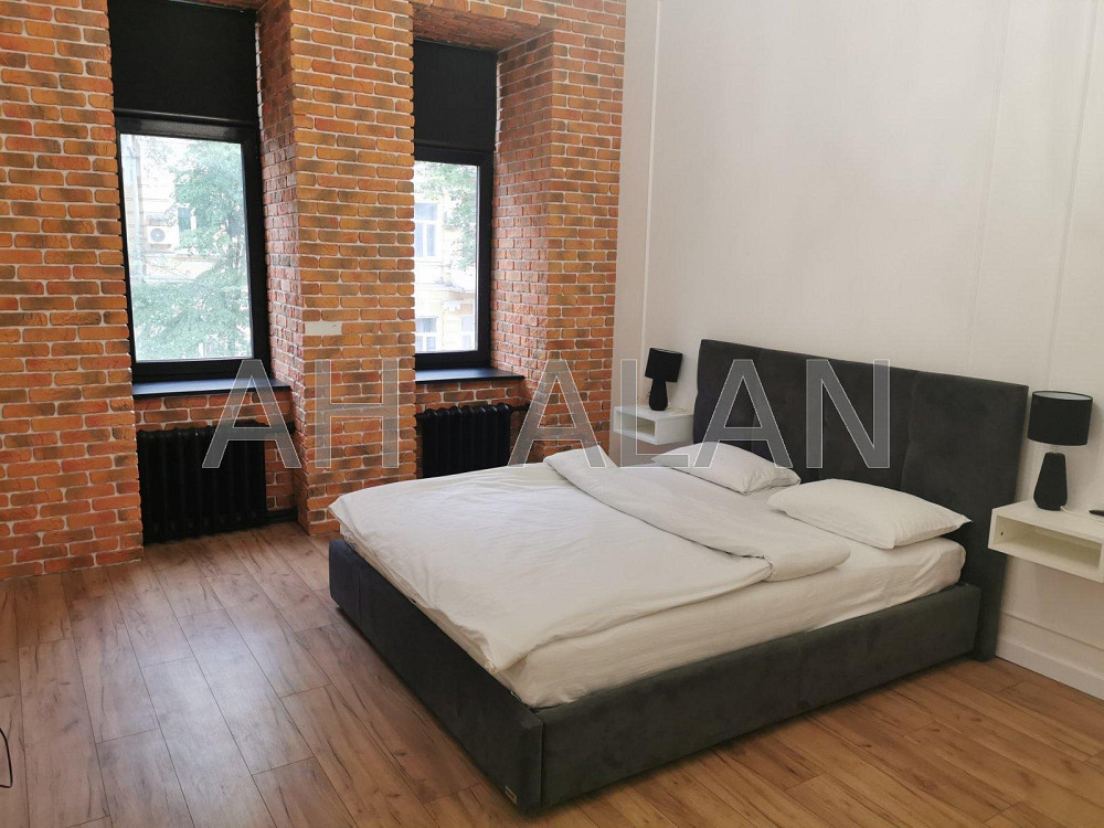 Оренда Будинок 4-кімнатний на Євгена Чикаленка вул., 10А Київ - фото 1