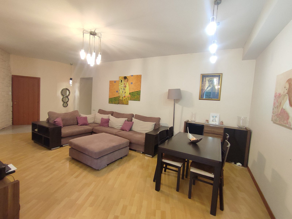 Продам уютную 3 комн. квартиру в НОВОМ ЭЛИТНОМ доме из красного кирпича. Одеса - фото 1