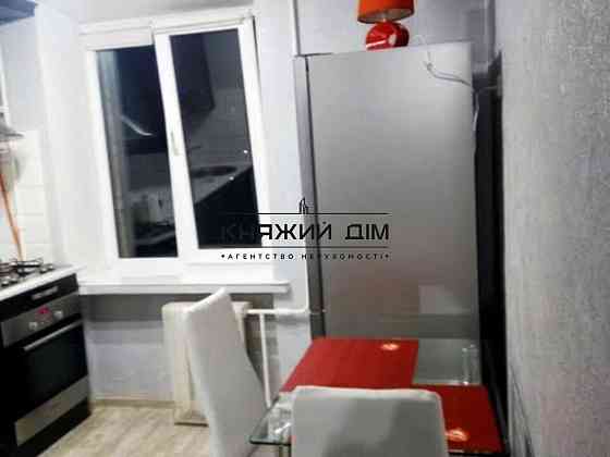 Оренда Квартира 1-кімнатна, 5/9 поверх на вул. Льва Толстого ул./Гетьмана Павла Скоропадського Киев