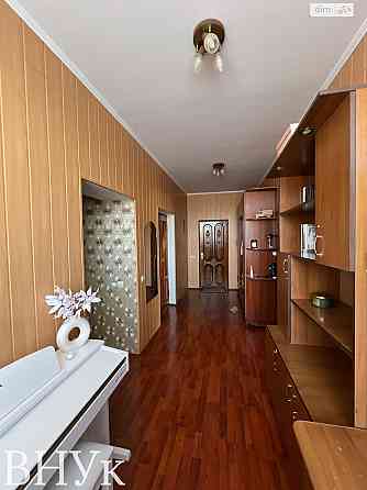 Продаж Квартира 3-кімнатна, 2/3 поверх на вул. Карбишева Луцьк