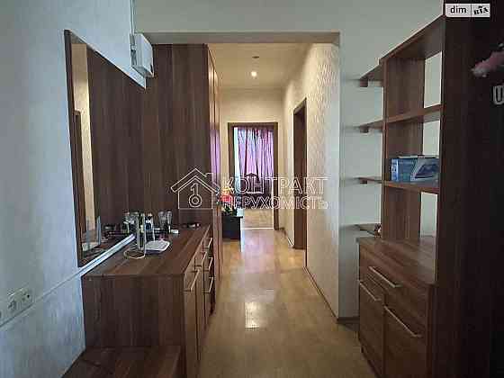 Продаж Квартира 3-кімнатна, 6/16 поверх на вул. Академіка Павлова Харків