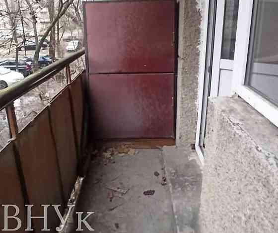 Продаж Квартира 3-кімнатна, 2/5 поверх на Романа Шухевича Ужгород