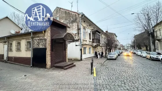Продаж Окрема будівля / частина будівлі площа 85.5 кв.м на Богдана Хмельницького Чернівці
