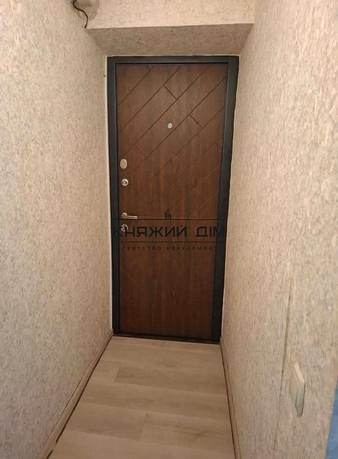 Продаж Квартира 1-кімнатна, 2/2 поверх на Коллекторная ул. Київ - фото 2