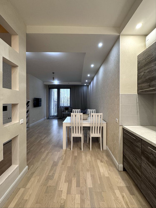 Продаж Квартира 3-кімнатна, 5/23 поверх на Голосіївський вул., д. 60 Київ - фото 2